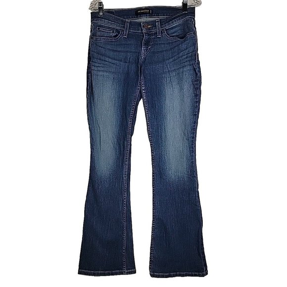 Levi's Denim - Levis Women's 524 Too Super Low Bootcut Jeans Size 5 Medium Wash Denim 29X32